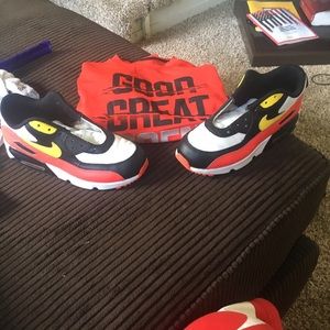 Kids shoe and shirt shoe size 2 and a half